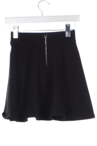 Пола H&M Divided, Размер XS, Цвят Черен, Цена 2,04 €