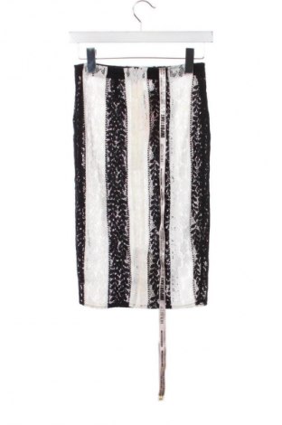 Пола House, Размер XS, Цвят Многоцветен, Цена 15,34 €