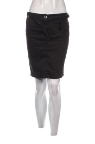 Пола Mango, Размер S, Цвят Черен, Цена 2,04 €