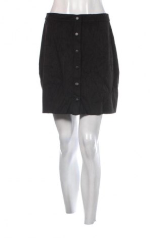 Пола Moves, Размер S, Цвят Черен, Цена 2,55 €