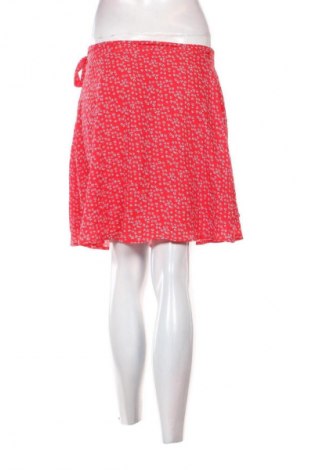 Пола NA-KD, Размер M, Цвят Многоцветен, Цена 3,57 €