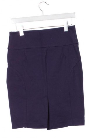 Пола Nadine, Размер M, Цвят Лилав, Цена 14,64 €