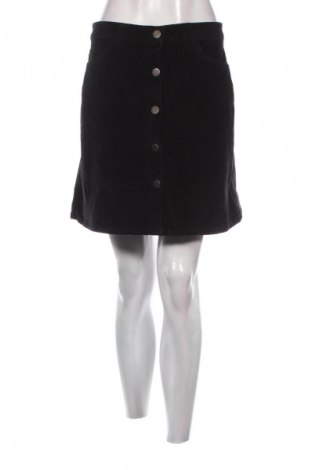 Пола Noisy May, Размер M, Цвят Черен, Цена 4,09 €