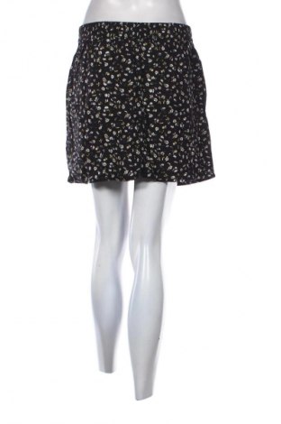 Пола Pull&Bear, Размер S, Цвят Многоцветен, Цена 2,04 €