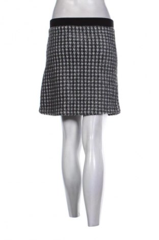 Sukně Reserved, Velikost S, Barva Vícebarevné, Cena  49,00 Kč