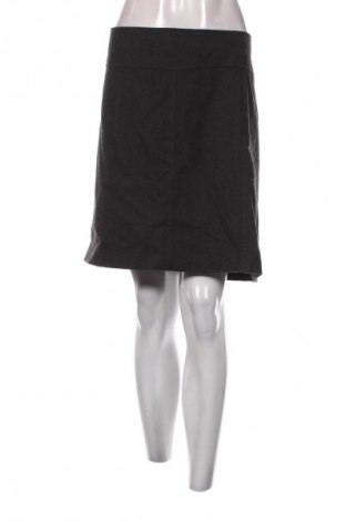 Rock S.Oliver, Größe XL, Farbe Grau, Preis 2,99 €