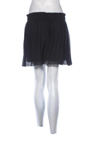 Пола SHEIN, Размер S, Цвят Черен, Цена 16,24 €