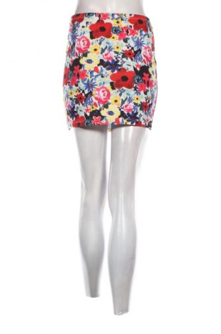 Пола SHEIN, Размер S, Цвят Многоцветен, Цена 10,00 €