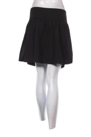 Пола Sisters Point, Размер L, Цвят Черен, Цена 8,35 €