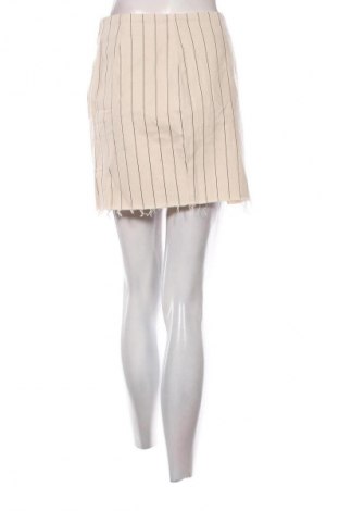 Пола Stradivarius, Размер S, Цвят Многоцветен, Цена 2,04 €