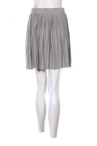 Пола Unbranded, Размер M, Цвят Сив, Цена 2,04 €