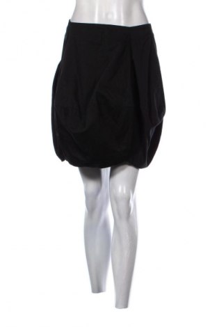 Пола Unbranded, Размер S, Цвят Черен, Цена 2,55 €