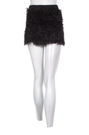 Пола Unbranded, Размер S, Цвят Черен, Цена 2,55 €