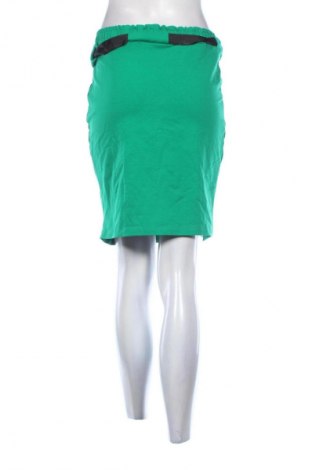 Пола Unbranded, Размер M, Цвят Зелен, Цена 3,57 €