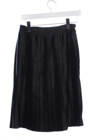 Пола Unbranded, Размер XS, Цвят Черен, Цена 4,60 €