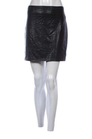 Пола Unbranded, Размер M, Цвят Черен, Цена 2,04 €