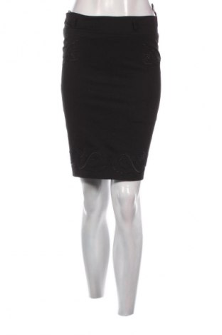 Пола Unbranded, Размер S, Цвят Черен, Цена 2,04 €