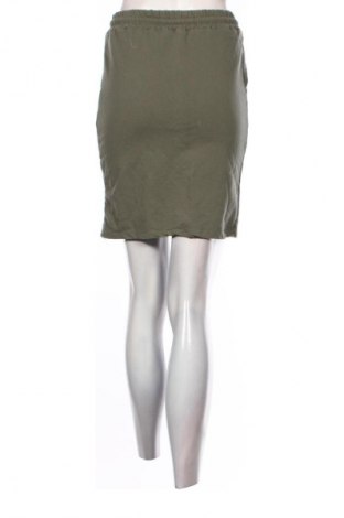 Пола Unbranded, Размер S, Цвят Зелен, Цена 2,04 €