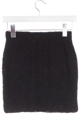 Rock VILA, Größe XS, Farbe Schwarz, Preis 3,99 €