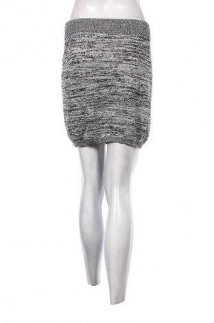 Rock VILA, Größe S, Farbe Mehrfarbig, Preis 3,99 €