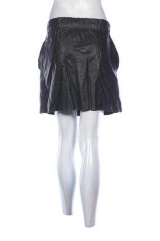 Пола Zara Knitwear, Размер S, Цвят Черен, Цена 2,04 €