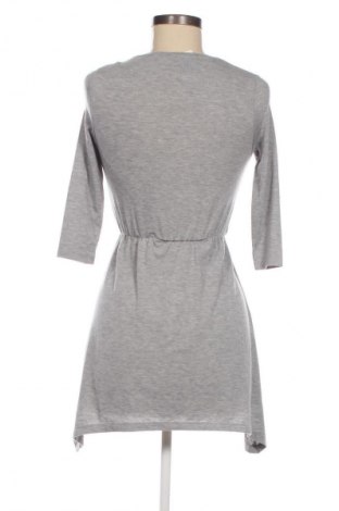 Sukienka Atmosphere, Rozmiar XXS, Kolor Szary, Cena 22,99 zł