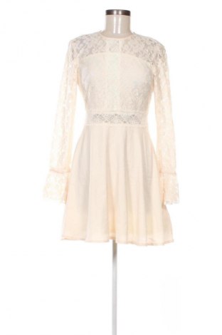 Sukienka Ax Paris, Rozmiar M, Kolor ecru, Cena 53,99 zł