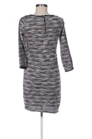 Φόρεμα B.Young, Μέγεθος S, Χρώμα Πολύχρωμο, Τιμή 2,99 €