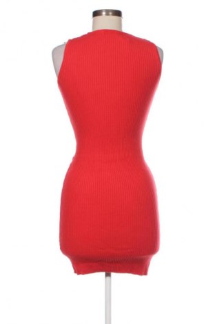 Ruha Bershka, Méret S, Szín Piros, Ár 3 198 Ft