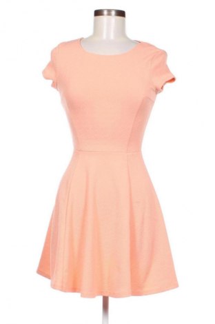 Ruha Bershka, Méret M, Szín Narancssárga
, Ár 3 015 Ft