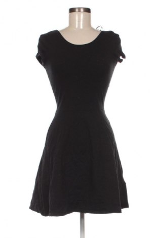 Ruha Clockhouse, Méret M, Szín Fekete, Ár 1 409 Ft