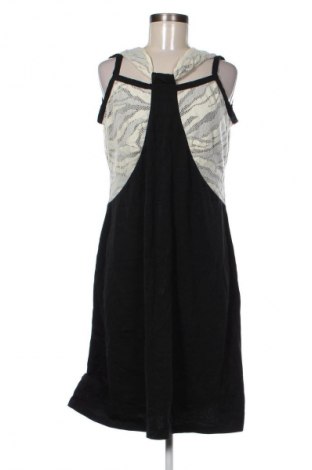 Ruha Coralia, Méret L, Szín Fekete, Ár 3 114 Ft