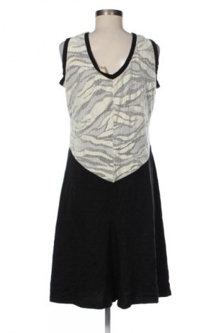 Ruha Coralia, Méret L, Szín Fekete, Ár 3 114 Ft