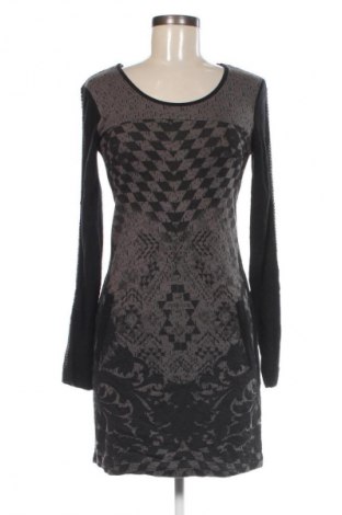 Kleid Cream, Größe S, Farbe Mehrfarbig, Preis 2,99 €