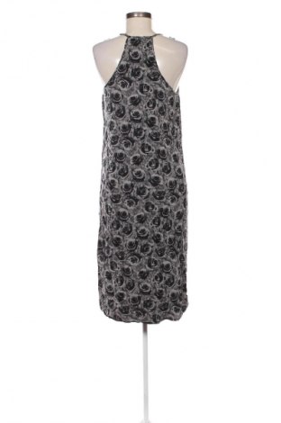 Šaty  DDP, Velikost L, Barva Vícebarevné, Cena  149,00 Kč