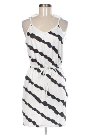 Kleid Emery rose, Größe M, Farbe Mehrfarbig, Preis € 3,99