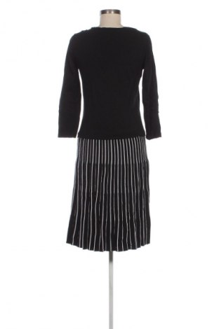 Рокля Esprit, Размер L, Цвят Многоцветен, Цена 4,60 €