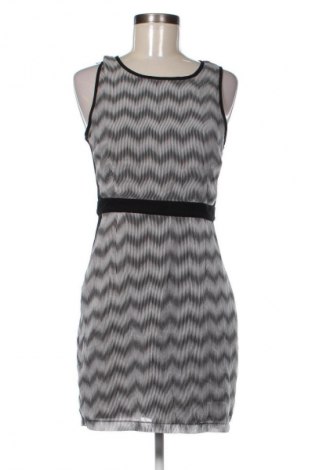 Sukienka Forever 21, Rozmiar S, Kolor Kolorowy, Cena 22,99 zł