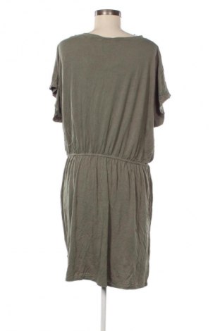 Ruha George, Méret XL, Szín Zöld, Ár 2 559 Ft