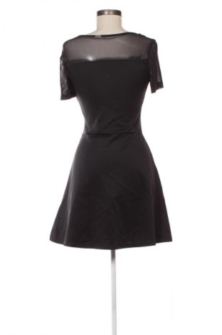 Šaty  H&M, Velikost M, Barva Černá, Cena  129,00 Kč