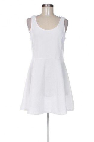 Šaty  H&M Divided, Veľkosť XL, Farba Biela, Cena  10,95 €