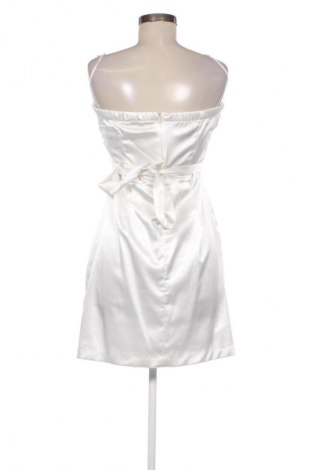 Рокля Ixia, Размер M, Цвят Бял, Цена 12,24 €