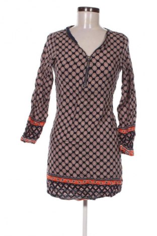 Rochie Lilie Rose, Mărime S, Culoare Multicolor, Preț 7,99 Lei