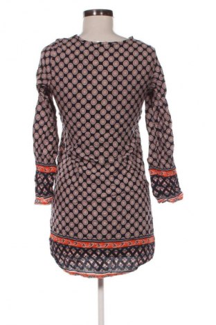 Rochie Lilie Rose, Mărime S, Culoare Multicolor, Preț 7,99 Lei