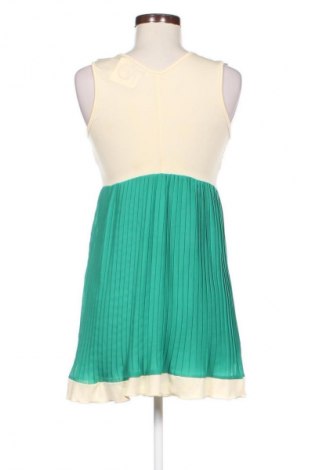 Ruha Miss Miss, Méret M, Szín Sokszínű, Ár 1 069 Ft