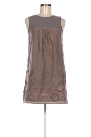 Kleid Nenette, Größe M, Farbe Braun, Preis 18,99 €, #133002027