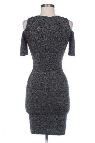 Kleid ONLY, Größe XS, Farbe Mehrfarbig, Preis 3,99 €