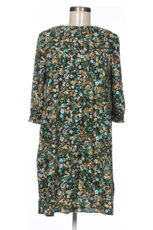 Ruha Orsay, Méret M, Szín Sokszínű, Ár 2 000 Ft