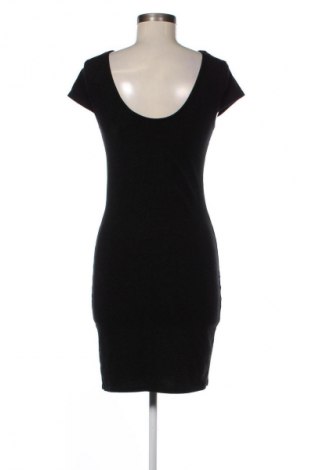 Sukienka Pigalle, Rozmiar M, Kolor Czarny, Cena 26,09 zł