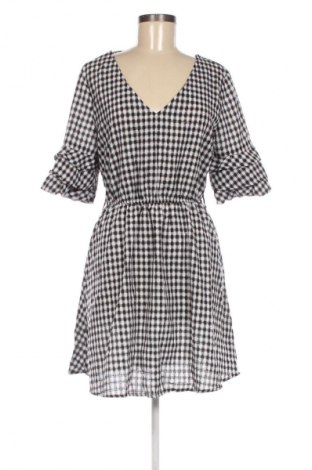 Ruha Pretty Little Thing, Méret M, Szín Sokszínű, Ár 12 449 Ft